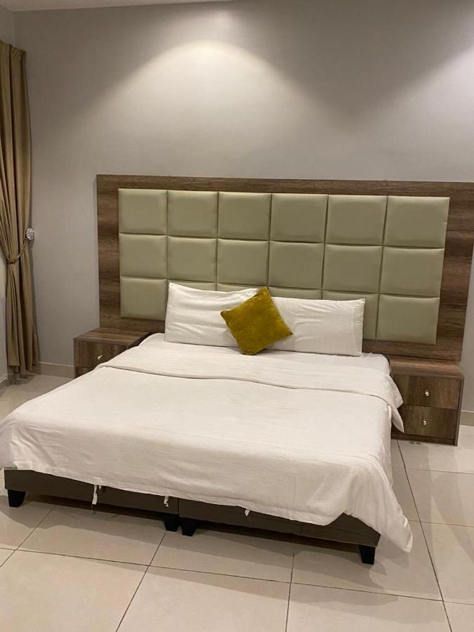 Diamond Suites For Furnished Apartments Medina Eksteriør bilde